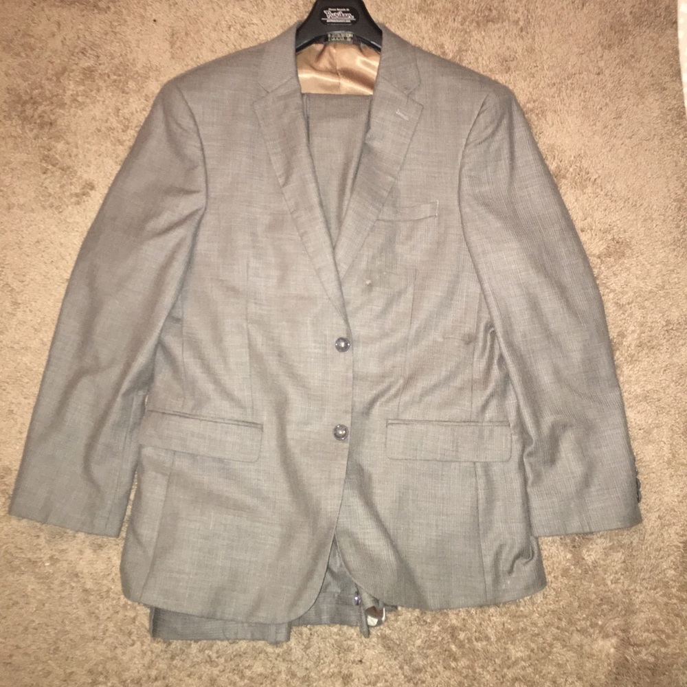 Men’s suit